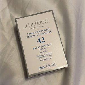Brand new shiseido oil free sunscreen